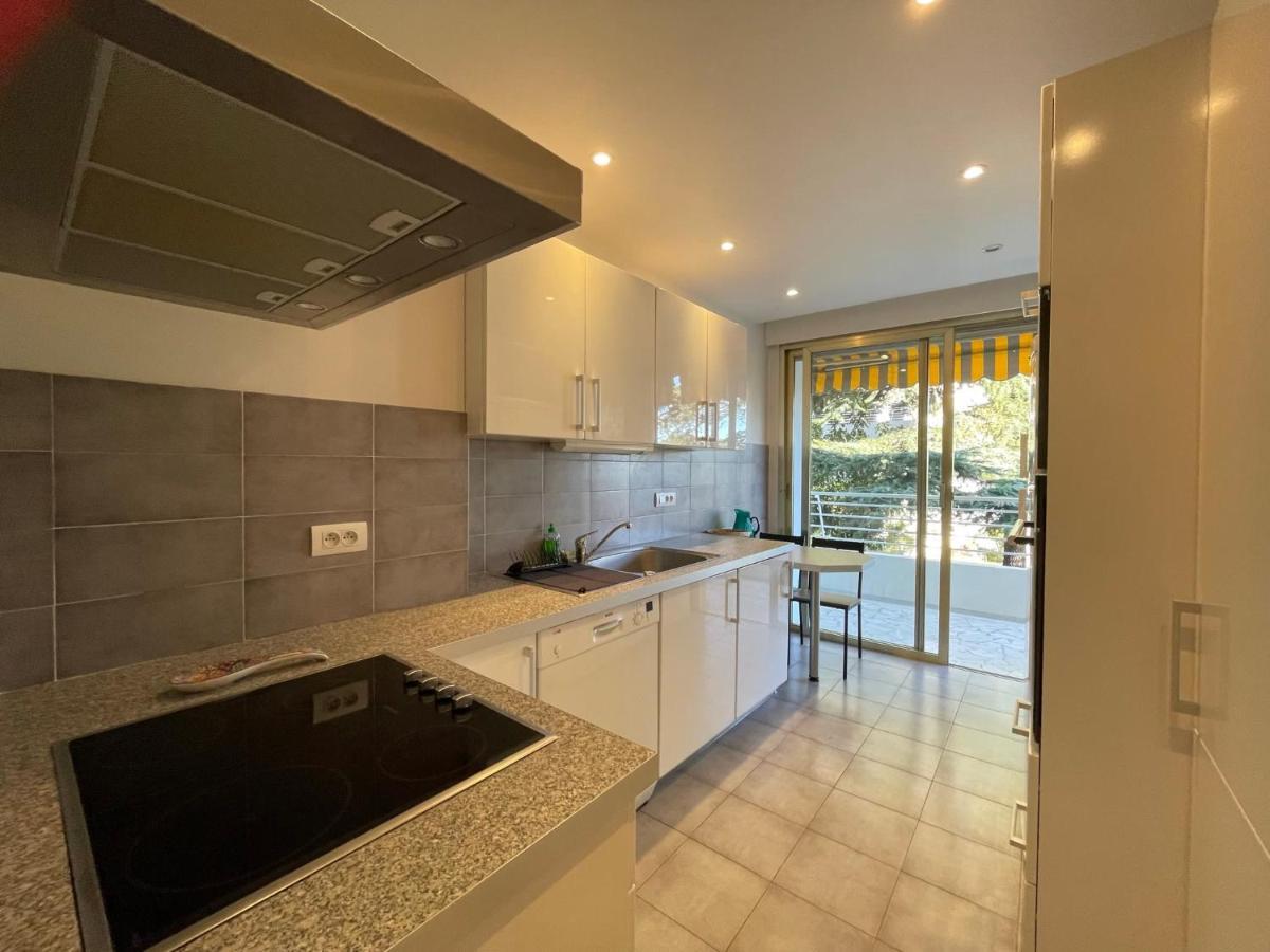 C012-Appartement Confortable Avec Piscine, Tennis Et Grand Parc Канни Екстер'єр фото